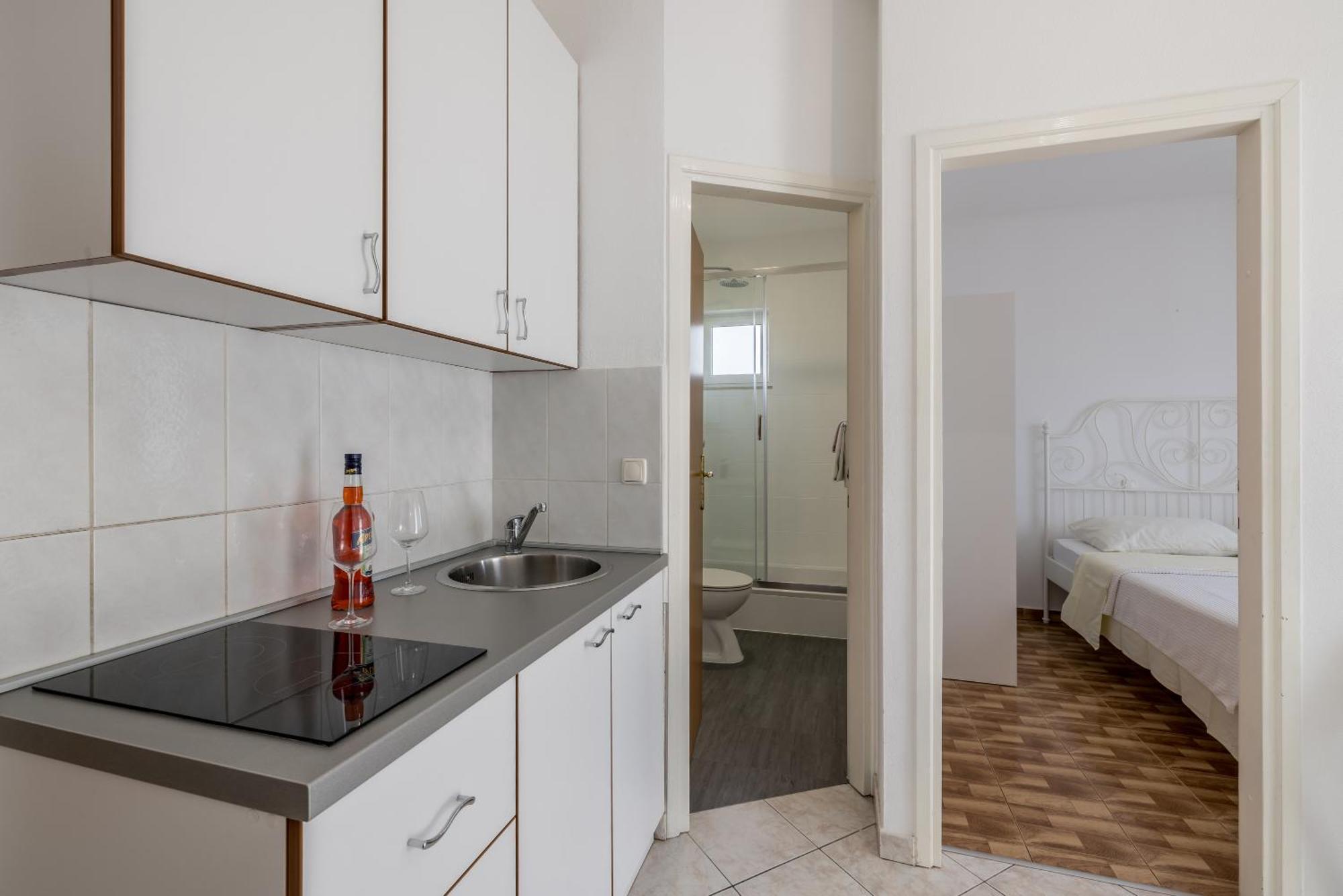 Mediterano Apartments Podstrana Kültér fotó