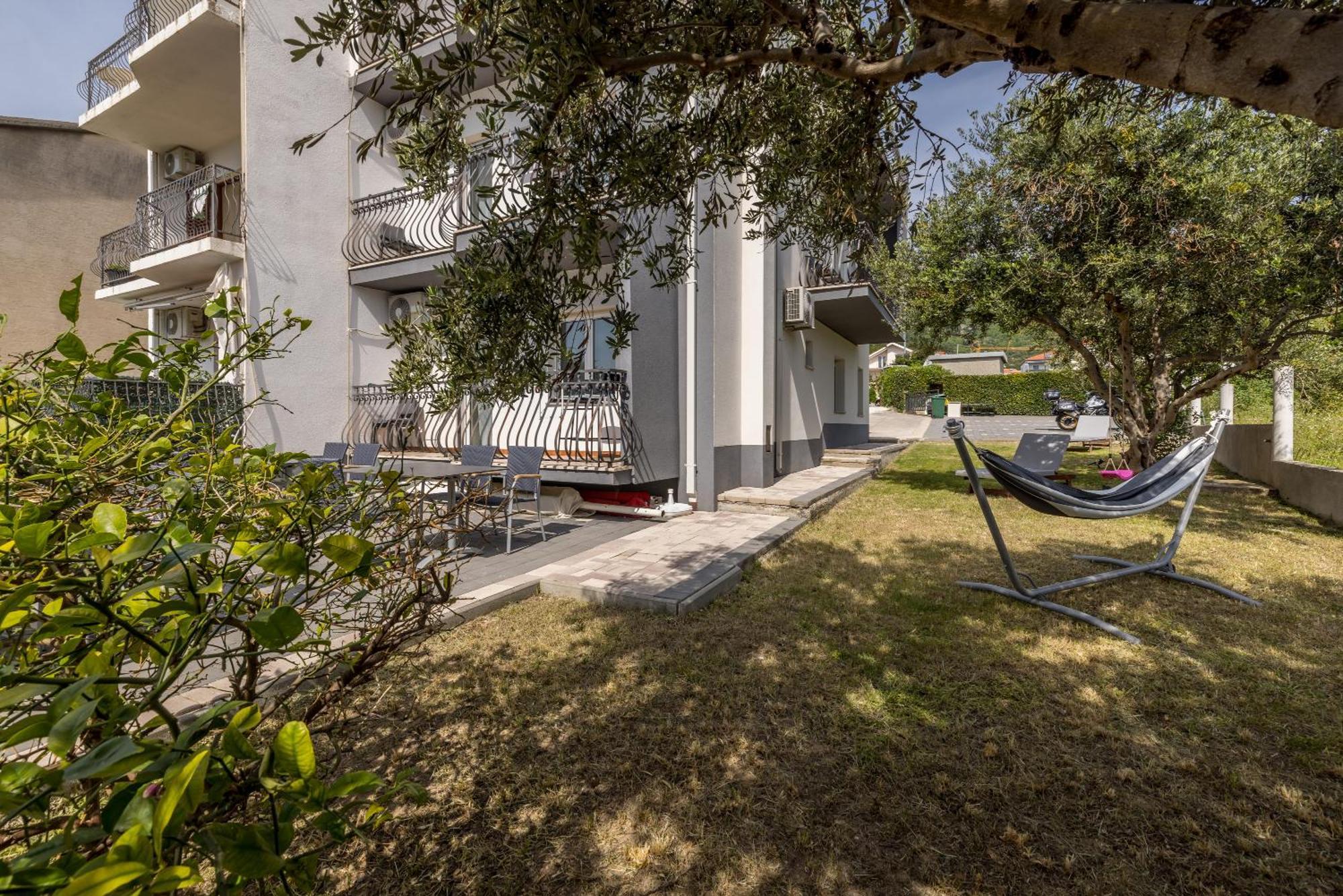 Mediterano Apartments Podstrana Kültér fotó
