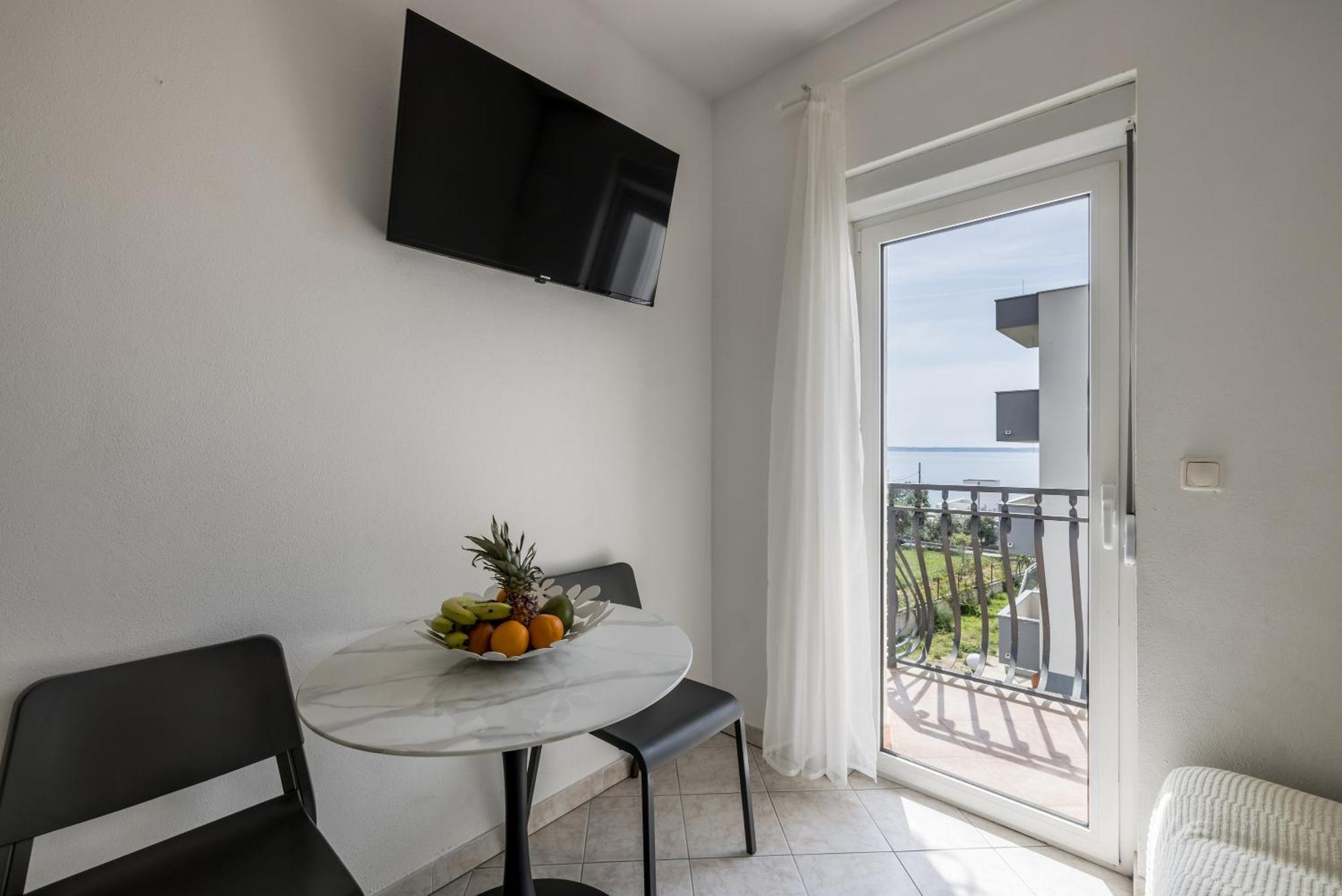 Mediterano Apartments Podstrana Kültér fotó
