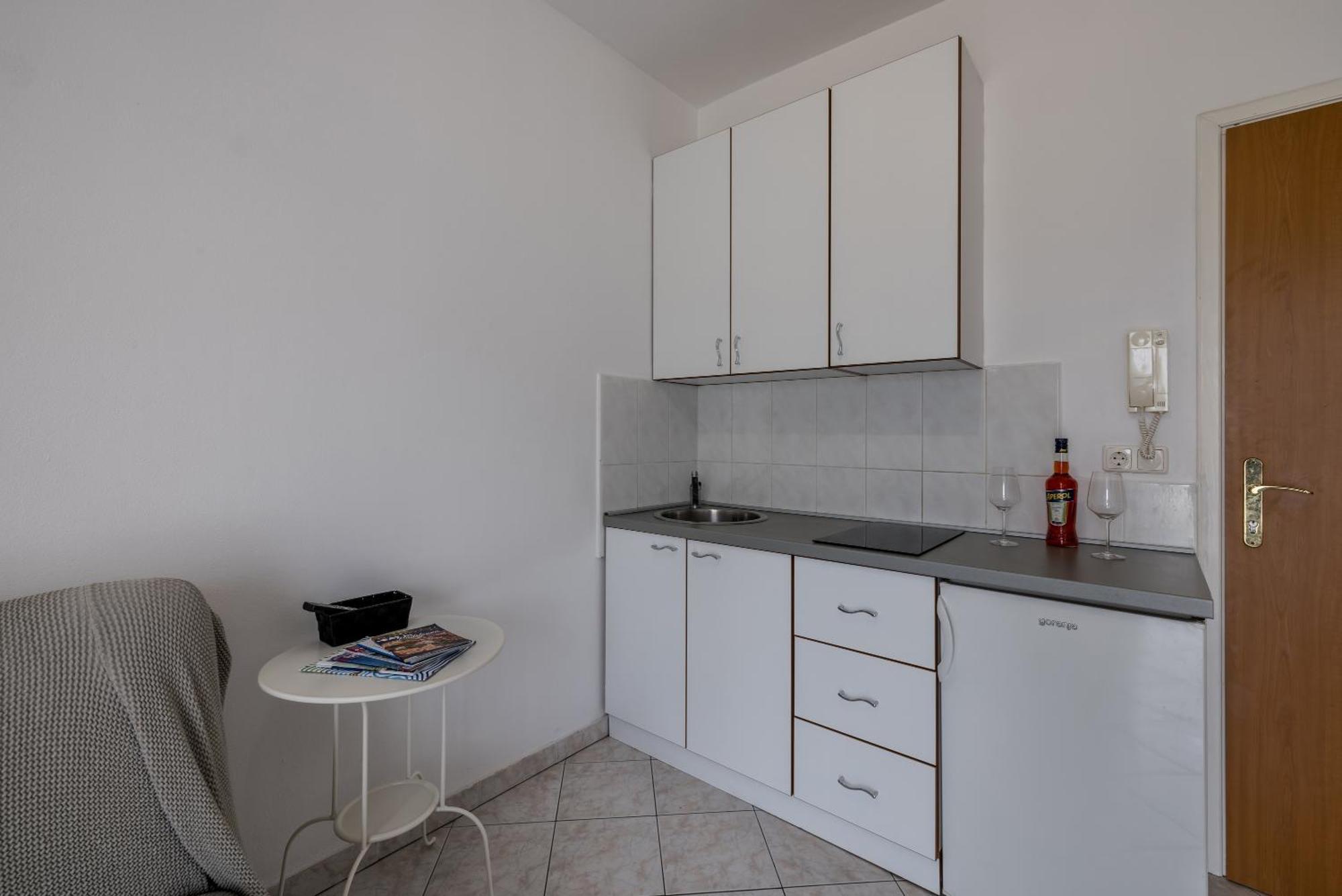 Mediterano Apartments Podstrana Kültér fotó
