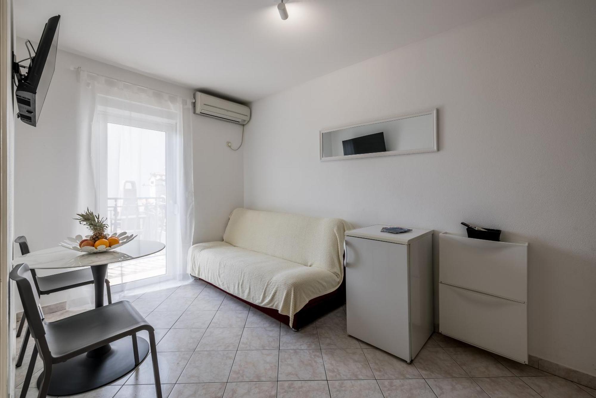 Mediterano Apartments Podstrana Kültér fotó